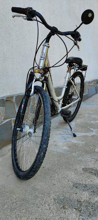 Vând bicicleta utilizate