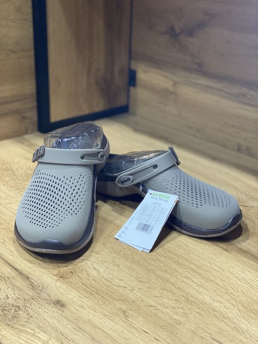 Kroks Crocs Vietnam
