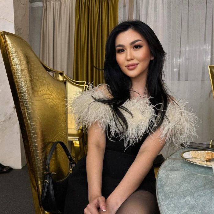 Продам красивые платья