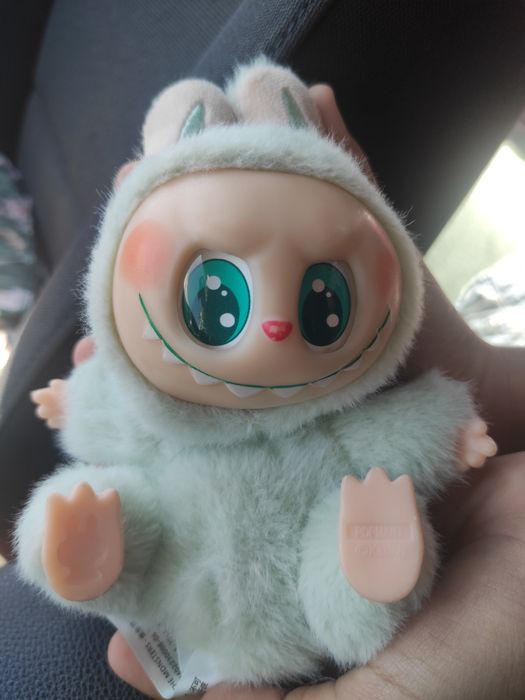 Плюшена играчка ключодържател  Labubu Лабубу