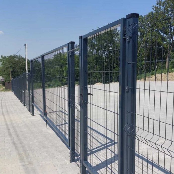 Construim garduri din plasă bordurata la oferta