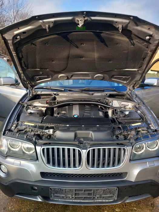 BMW X3 xDrive Facelift 2.0 Diesel | 4x4 | Piele | Trapa | Xenon