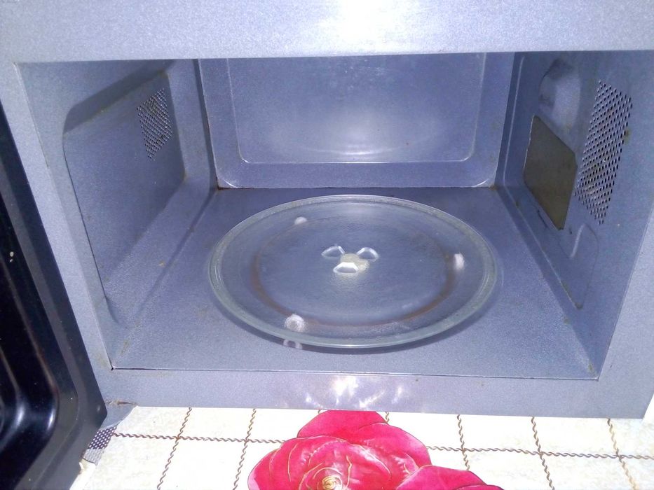 Микроволновая печь