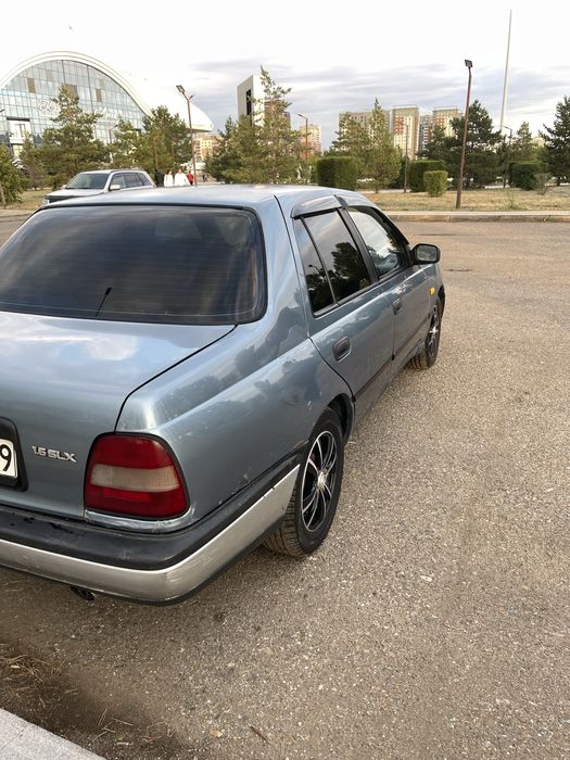 Nissan sunny n14 1993