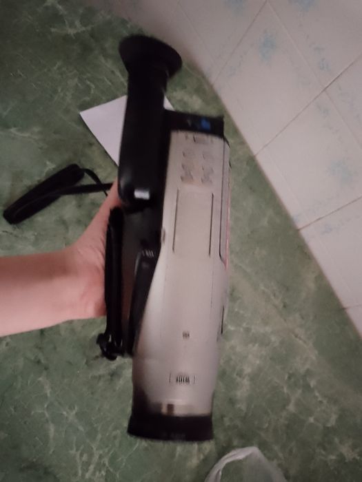 Продам камеру Panasonic VX 27