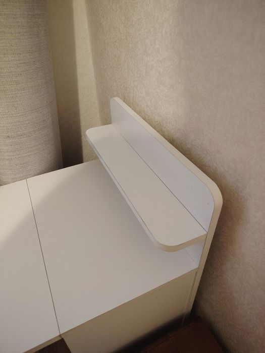 Маникюрный столик складной бу