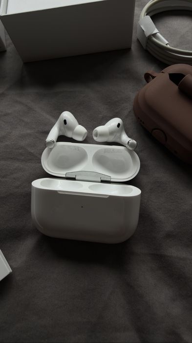 Apple AirPods Pro (1-во поколение)