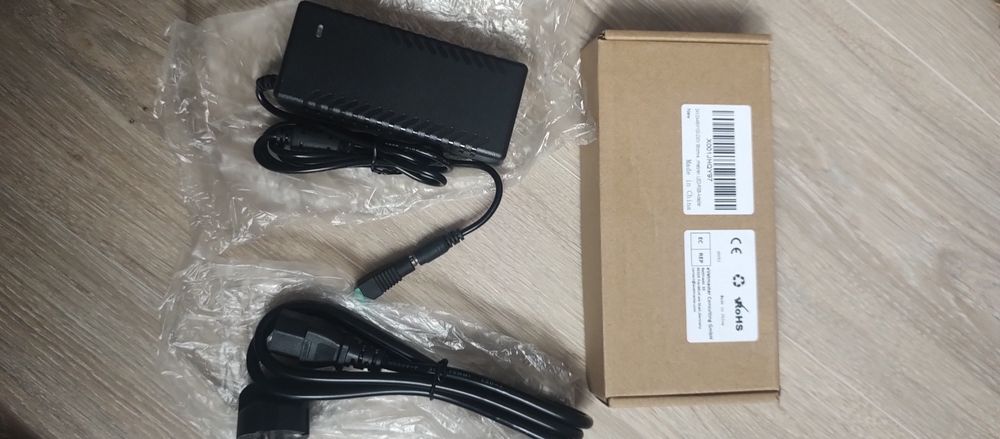 Sursa alimentator incarcator transformator 24v 2a  banda led etc