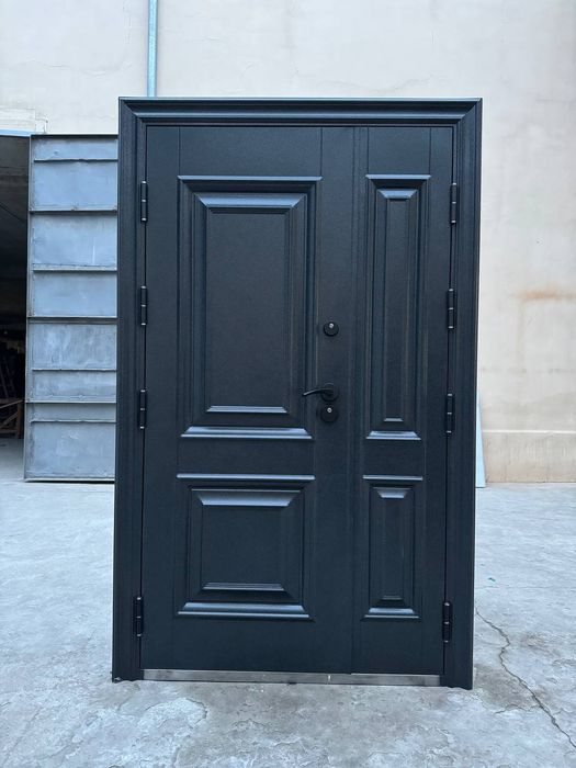 Temir eshiklar .Темир эшиклар