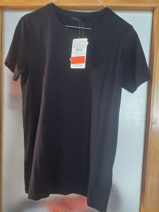 Tricou negru mărimea S