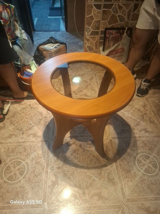 2 fotolii din piele naturală Divan Leto/Roma si o măsuțade cafea stare f bună