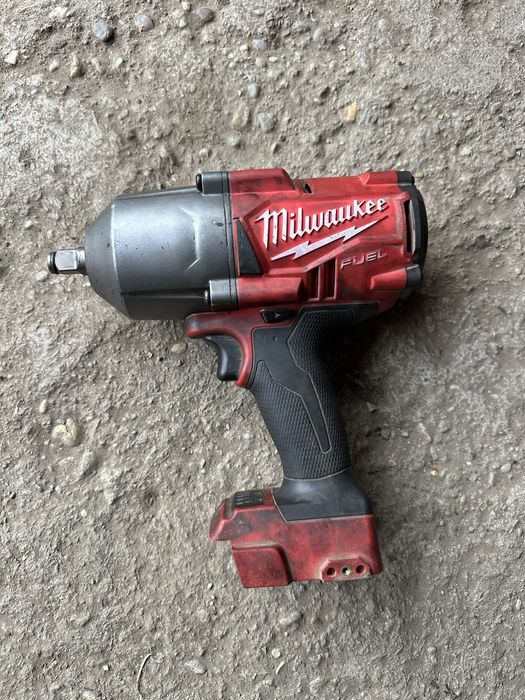 Pistol impact milwaukee