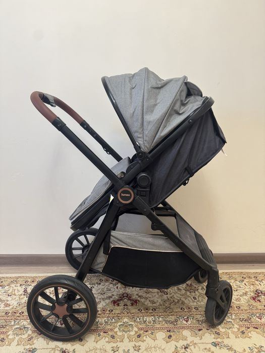 Продаю коляску lunex