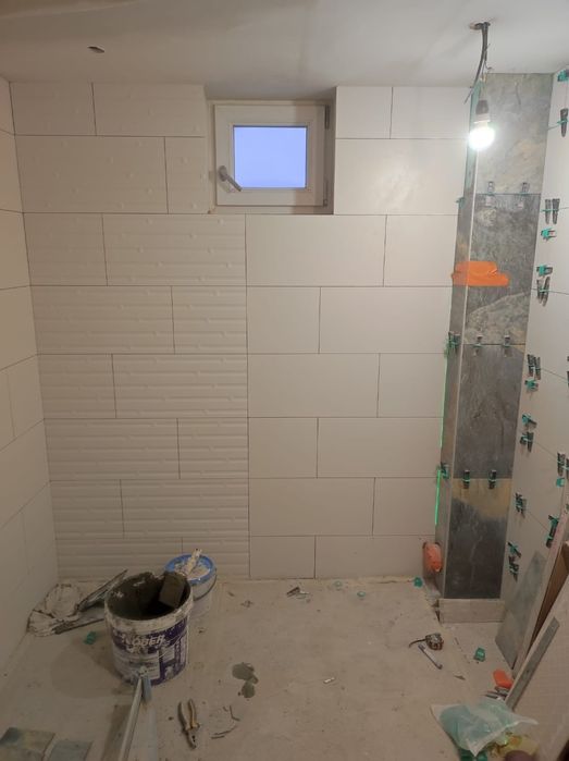 Meseriași în Construcții