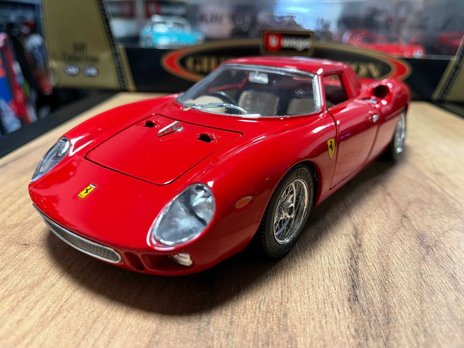 BBURAGO колекционерски модел FERRARI 250 LEMANS 1965г. 1:18 мащаб