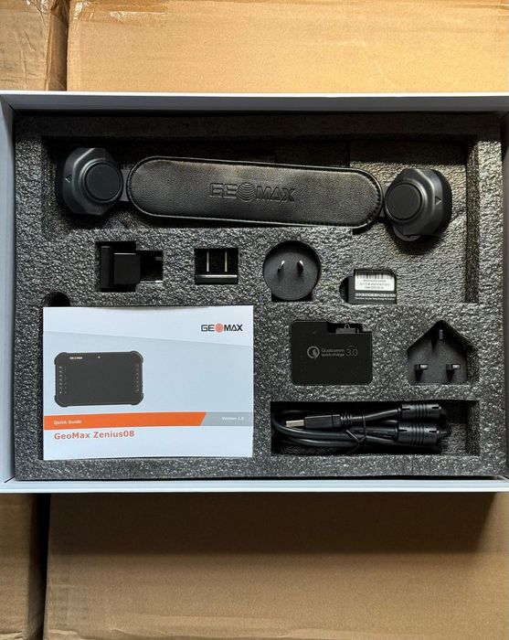 Tableta GeoMax Zenius08 Rugged - NOU
