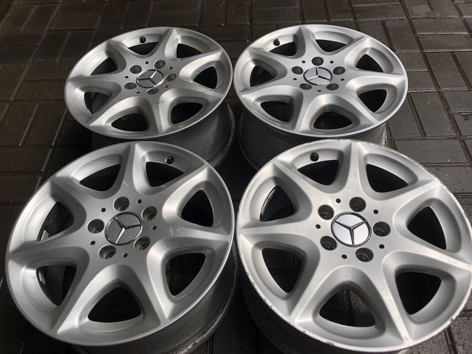 Диски на Мерседес 220