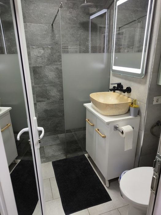 Închiriez in regim hotelier 2 apartamente cu o camera BRAILA