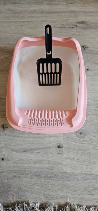 Продавам тоалетна за котка