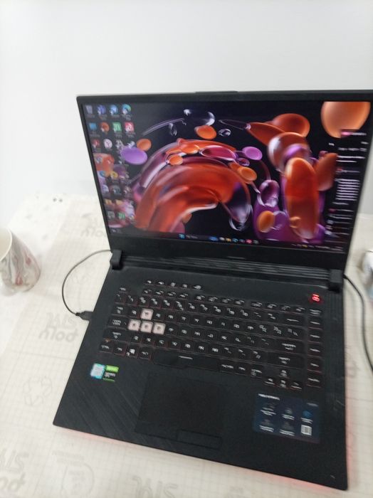 Hotbuk asus ROG STRIX