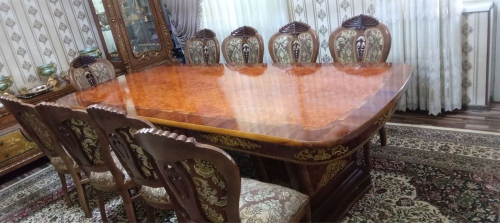 Гостиный мебель стол и стуля