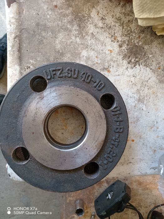 Задвиж на 40, и фланец