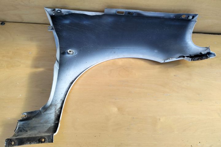 Aripa  stângă Renault Clio a 2-a generatie (facelift)