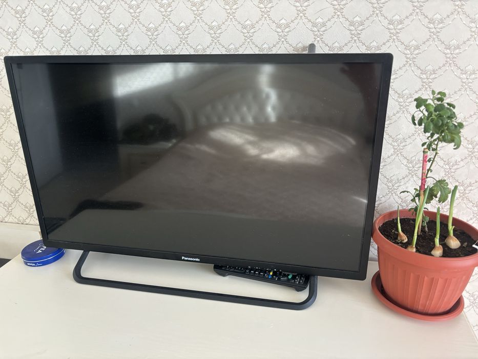 Продам телевизор Panasonic - 15000т