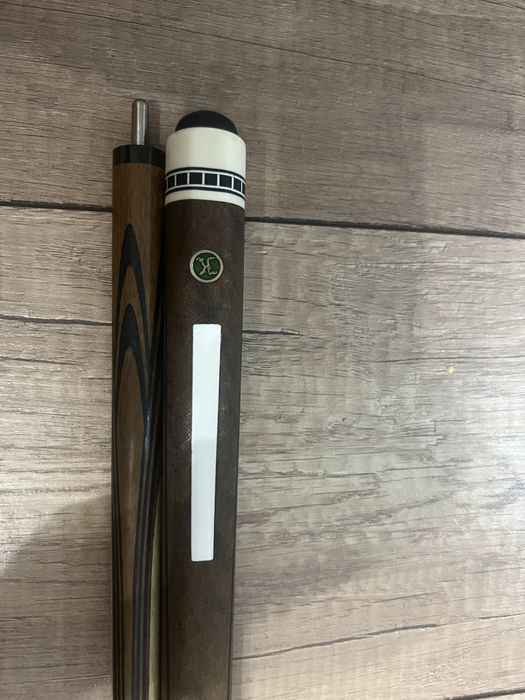 Бильярдный кий Королёва