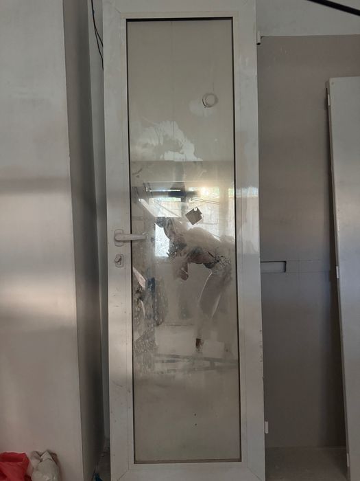 Алуминиеви врати