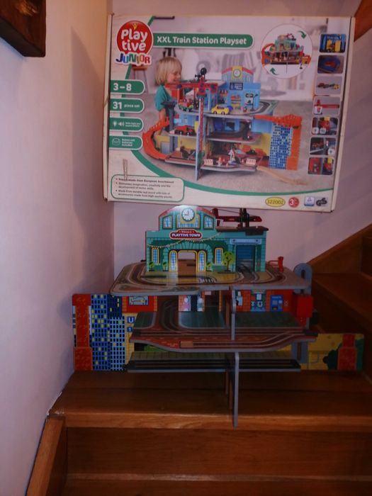 Stație trenuri XXL, LIDL