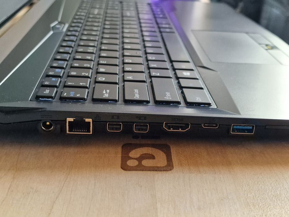 Asus rog 15.6" i7 FullHd IPS