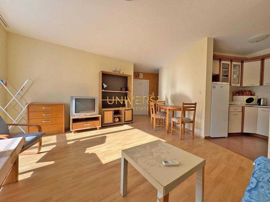 Продава се Двустаен апартамент в к.к. Елените - 72 кв.м за 971 €/кв.м - Снимка #1
