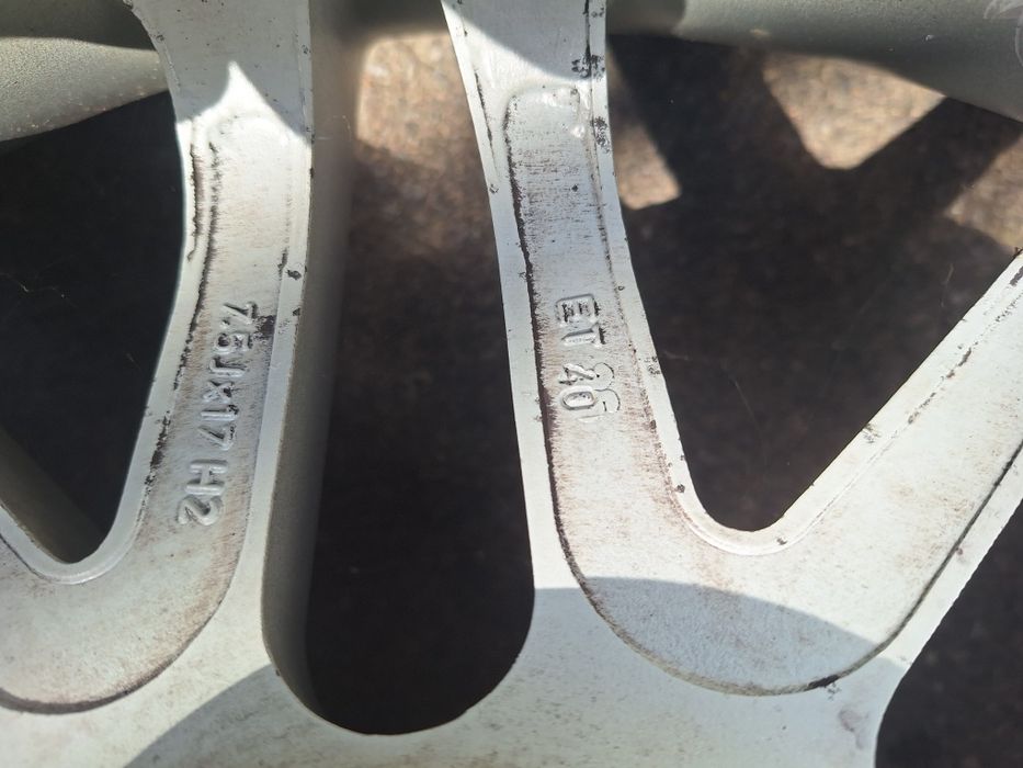 Vand jante 5x114,3 cu anvelope noi 225/45/17