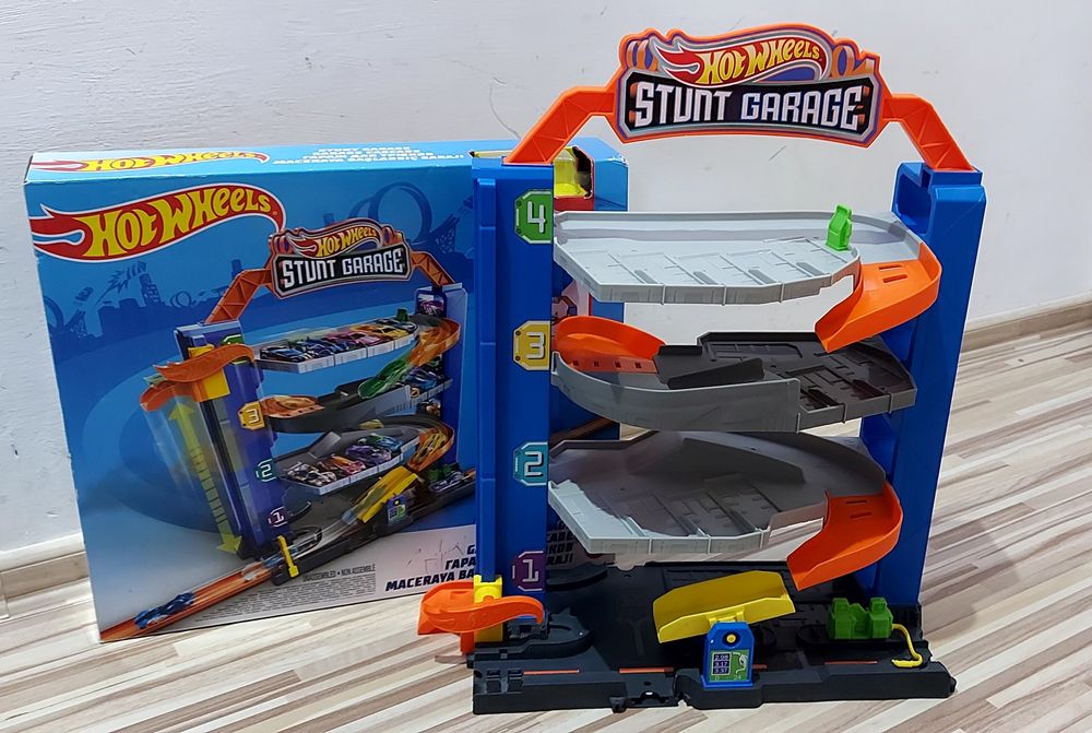 Hot wheels паркинг / хот уийлс паркинг