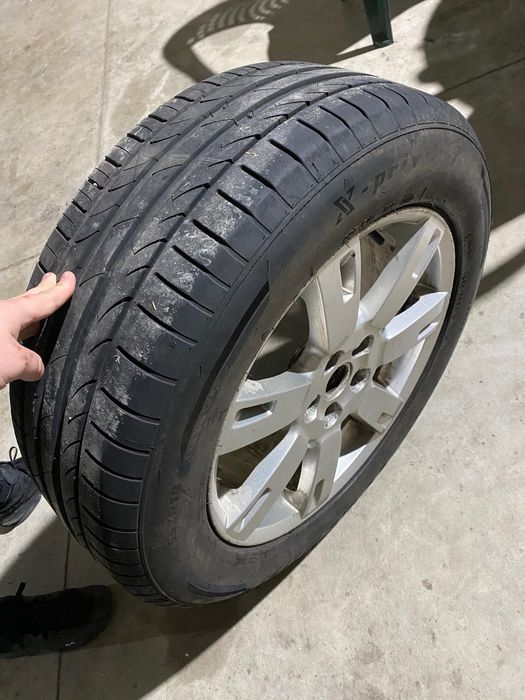 Резервна Джанта с Гума зa Land Rover Discovery