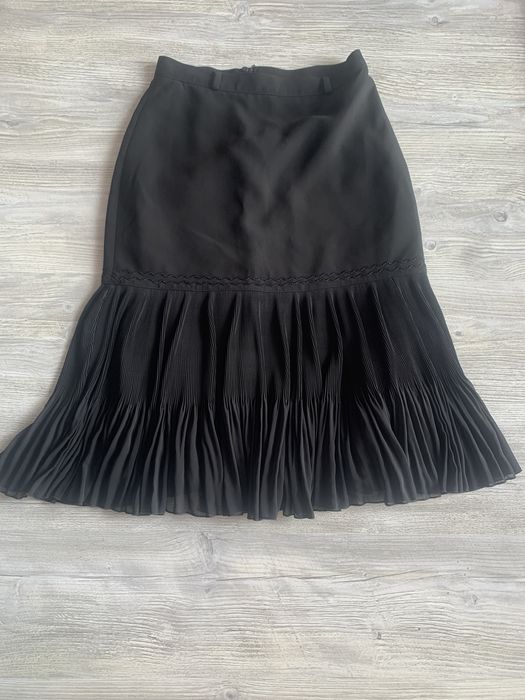 Fustă medie cu talie înaltă !!