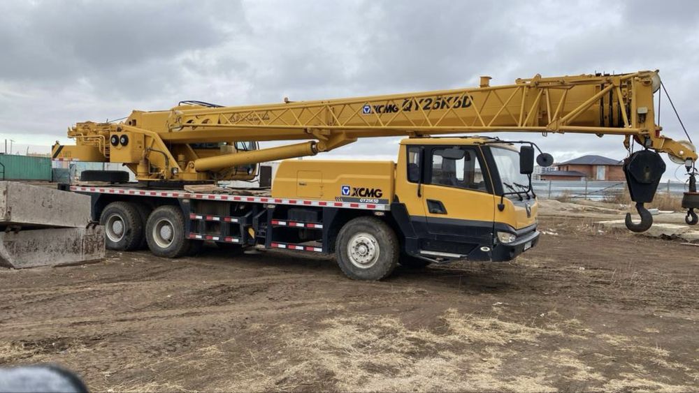 Продам автокран XCMG QY25K5D