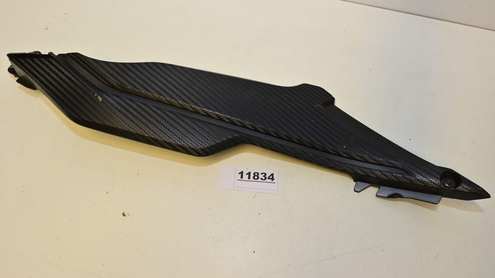 Carena Dreapta Rezervor Benzina Yamaha MT09 / Tracer 2014 - 2024