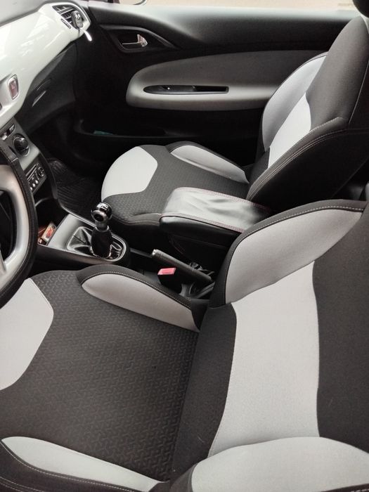 Vând autoturism  citron ds3