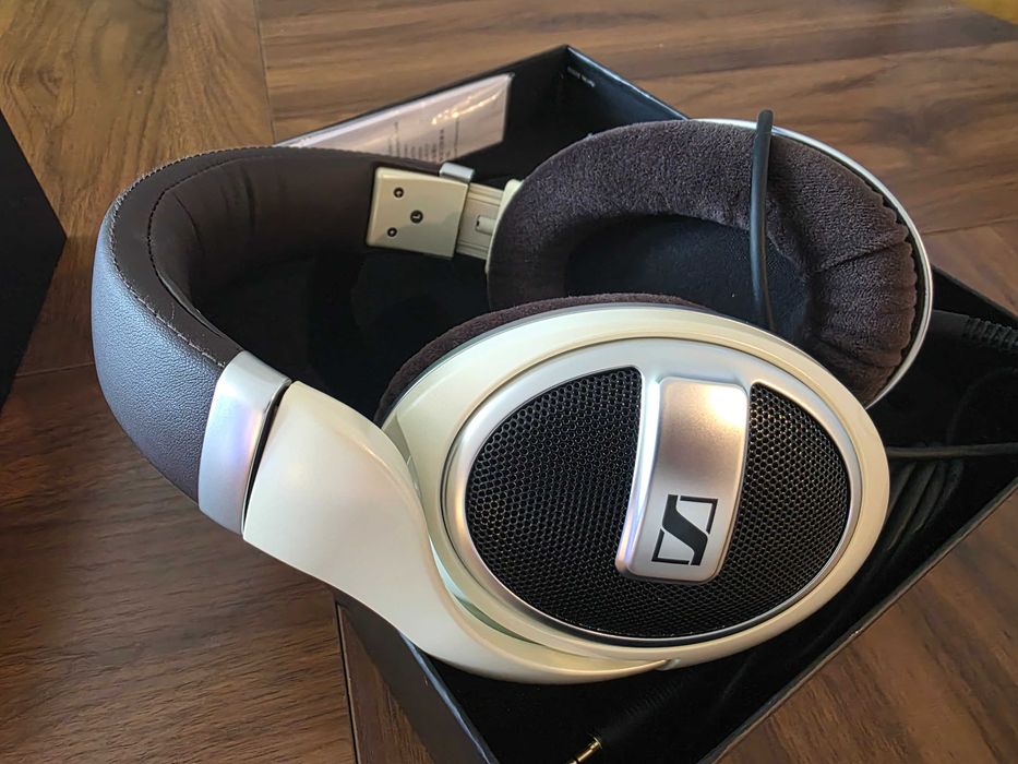 слушалки SENNHEISER HD 599