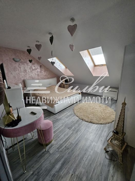 Продава се Мезонет в Шумен, Център - 400 кв.м за 1125 €/кв.м - Снимка #7