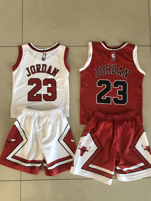 Детски Баскетболни екипи 4 варианта - 80см до 116см