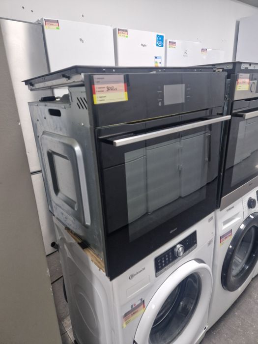 Фурна за вграждане Gram A+ 72 литра