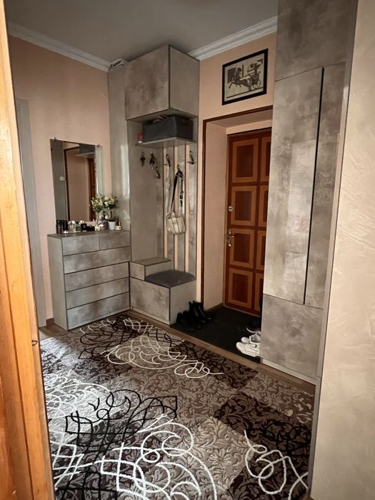 СРОЧНО!!! Продается квартира на Ракате 2/4/4 Яккасарайский район