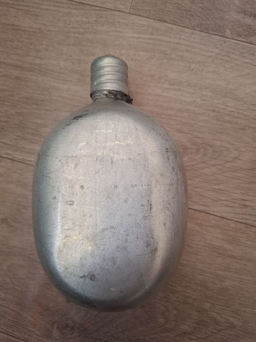 Продам армейская  фляжка