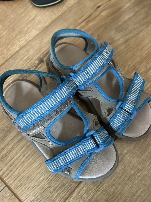 Sandale Quechua Decathlon, marime 24-25