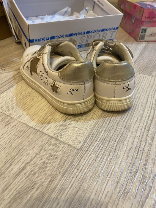 Продам детские кеды