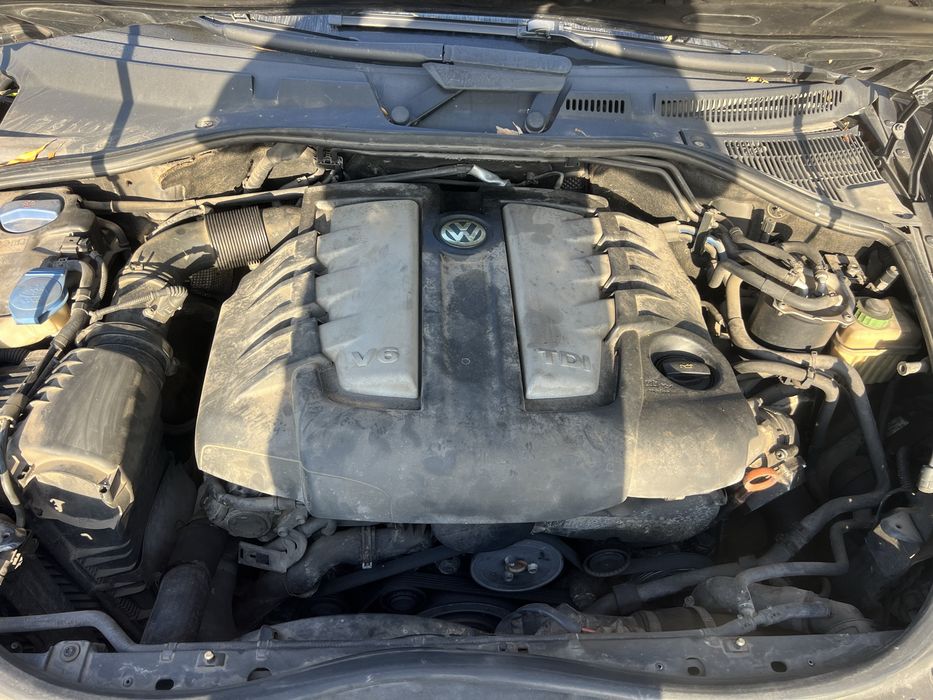 Продавам Vw touareg на части Туарег R5 2.5tdi