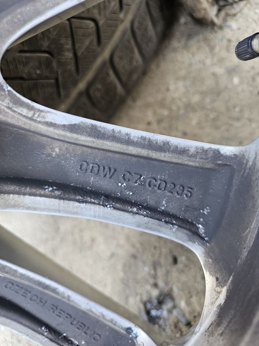 Jante BMW R18 originale 245 / 45 R18